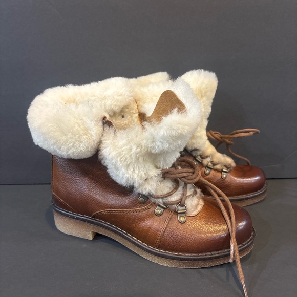 Brown Lace Up Boots with Cream Fur Lining - Picture 3 of 10